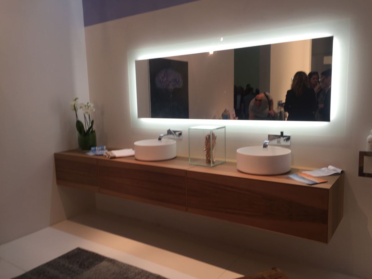 Large and long bathroom vanity and mirror with light