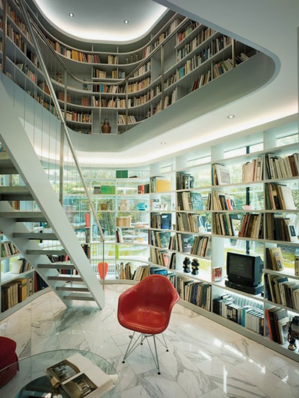 Домашняя библиотека, которая является восхищением минимализма